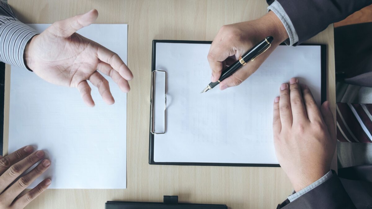 【ブラック企業回避マニュアル】面接で一発でわかるブラック企業質問リスト【内部告発】