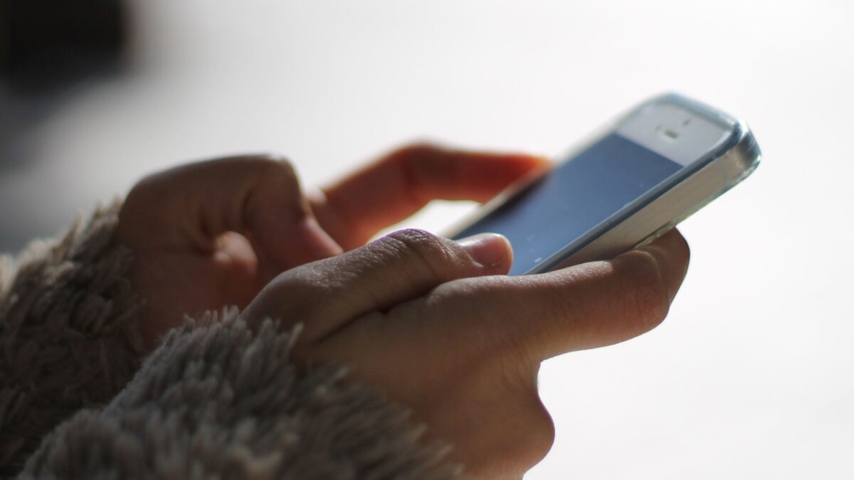 LINEやメールのスクショは裁判で意味ない場合も【要注意】