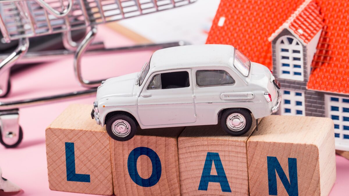 FPに相談すると「車をローンで買うか一括か」最適解がわかる話