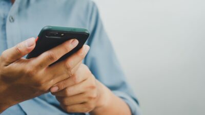 「スマホキャリア決済×後払い系カード」でクレヒスを水増しする合法ハック