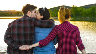 一生浮気しない男の割合は約半数｜9つの特徴と確実な見分け方